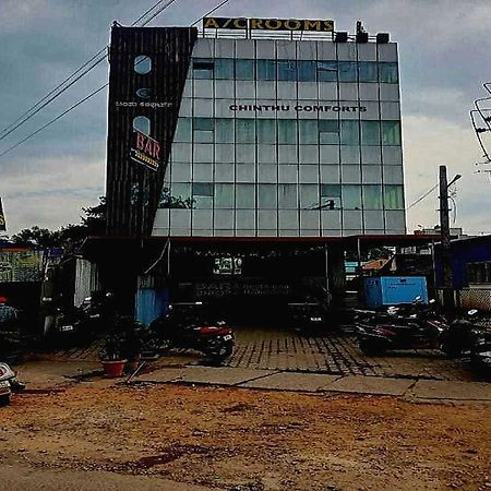 Oyo Chinthu Comforts Tumkur Екстер'єр фото